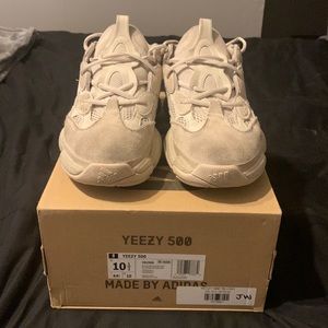Yeezy 500(Blush) size 10.5 good condition